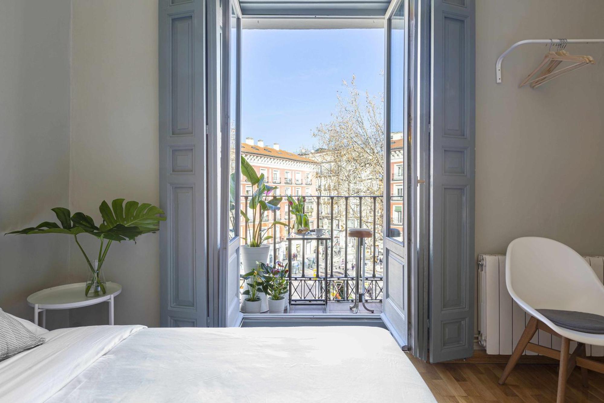 Sol Y Tirso Rooms Мадрид Экстерьер фото